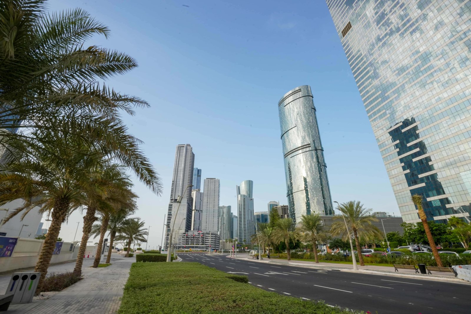 Sun Tower exterior in Shams Abu Dhabi showcasing high-rise luxury apartments with panoramic Arabian Gulf views on Al Reem Island.